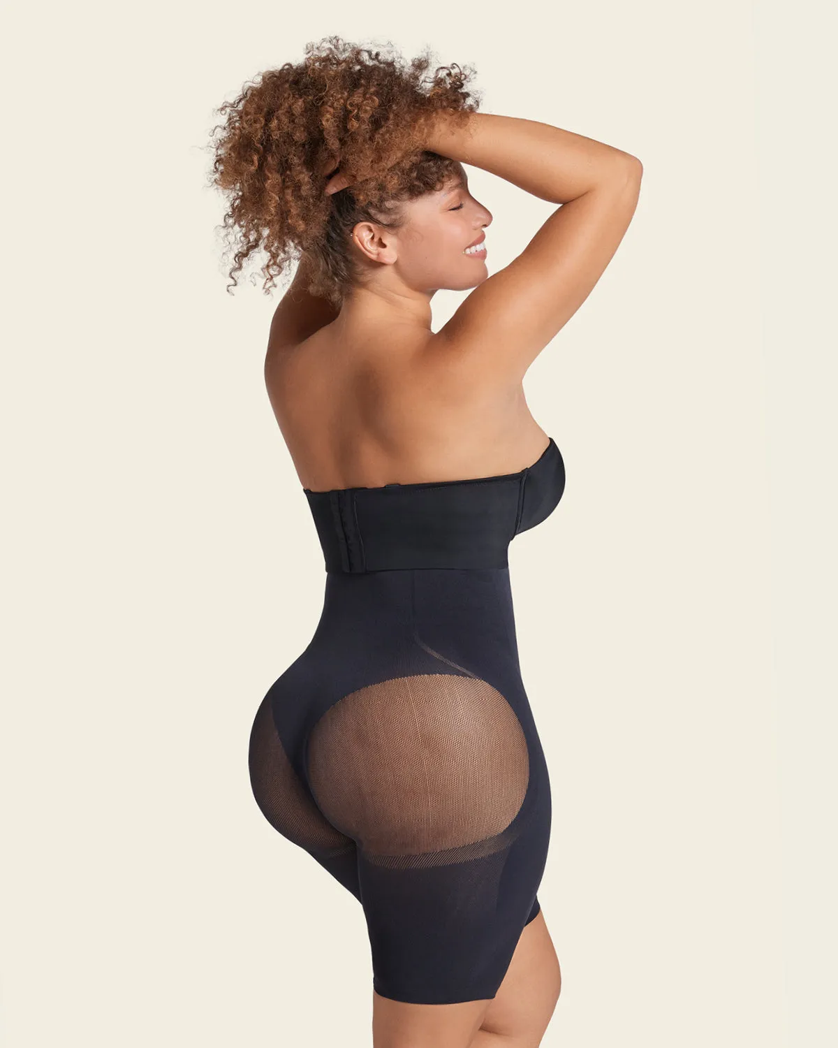 Invisible Extra High-Waisted Shaper Short