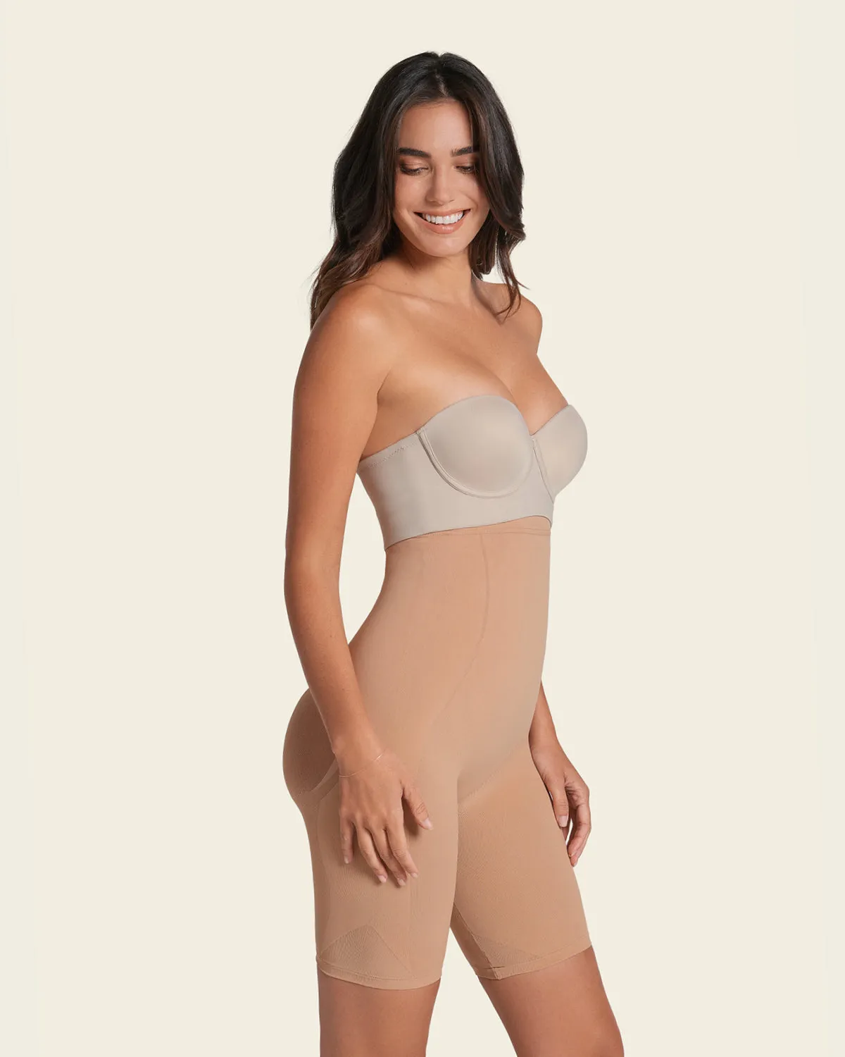 Invisible Extra High-Waisted Shaper Short