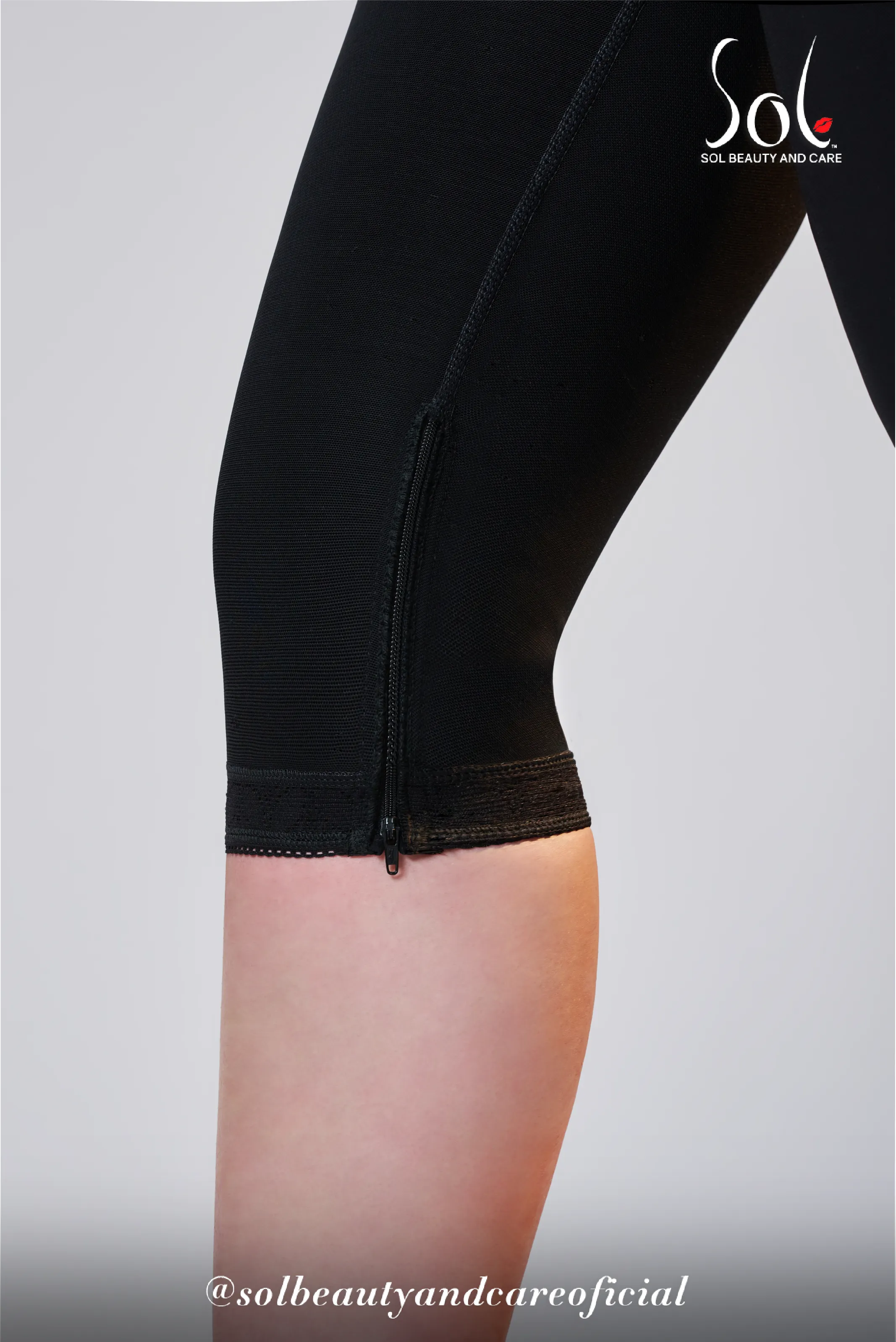 Invisible Mermaid Rib-height Zipper Knee length