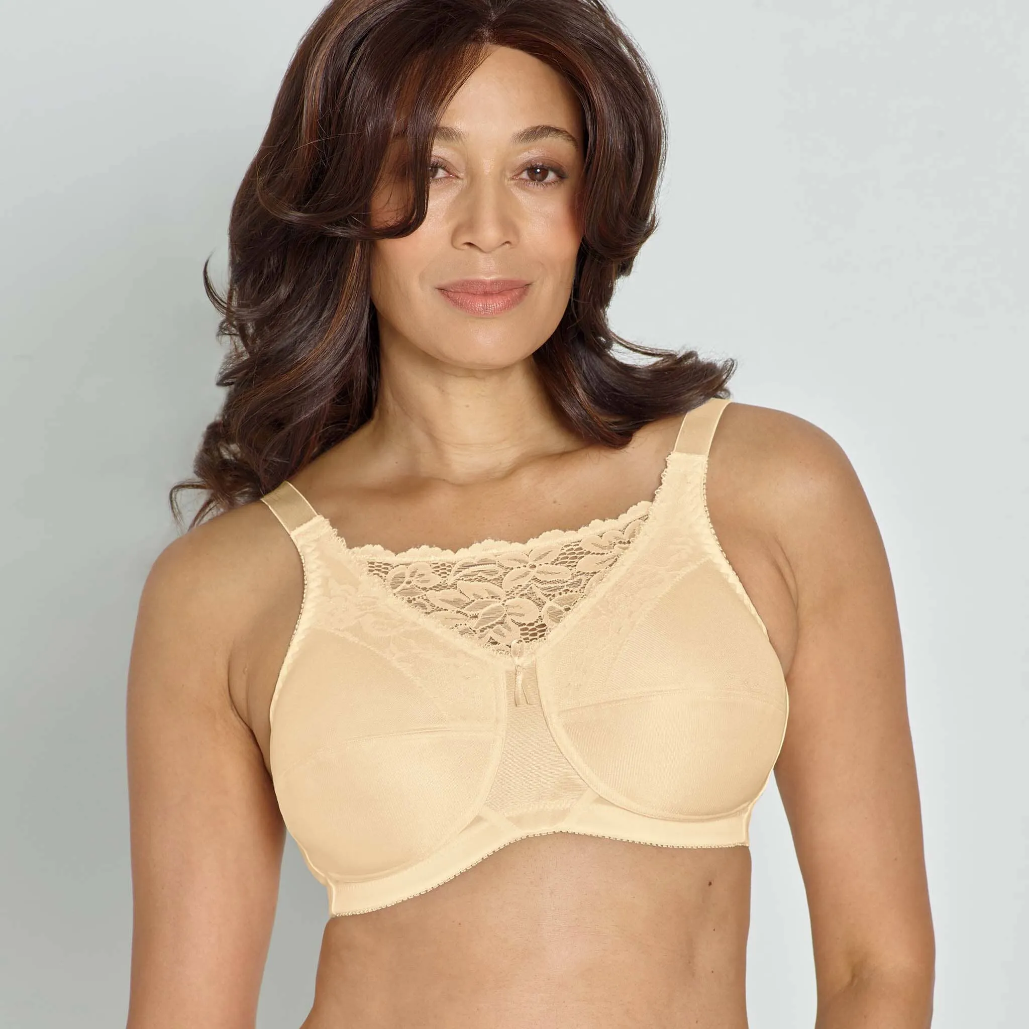 Lace Camisole Especially for You Bra Beige/Right