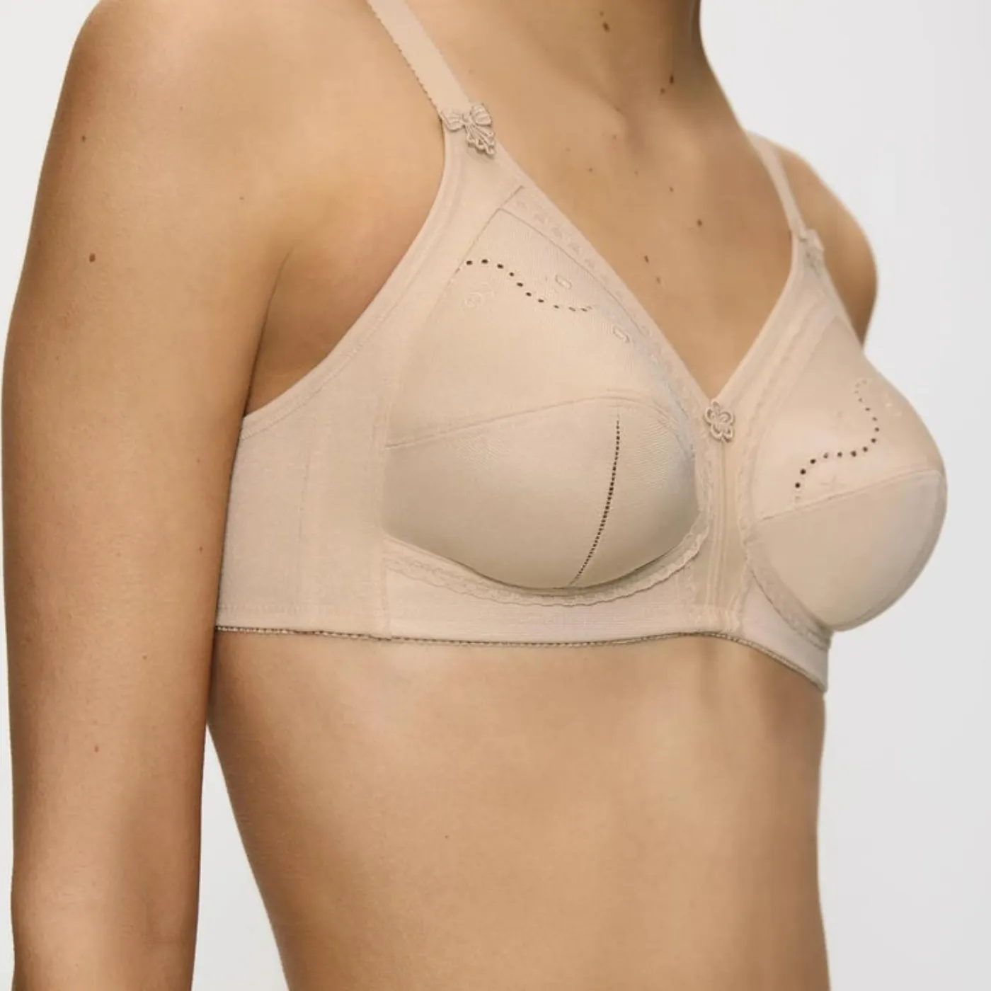 Triumph Doreen & Cotton Non-Wired Bra | White